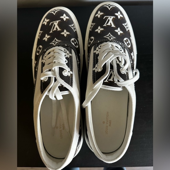 Louis Vuitton sneakers - Picture 3 of 5